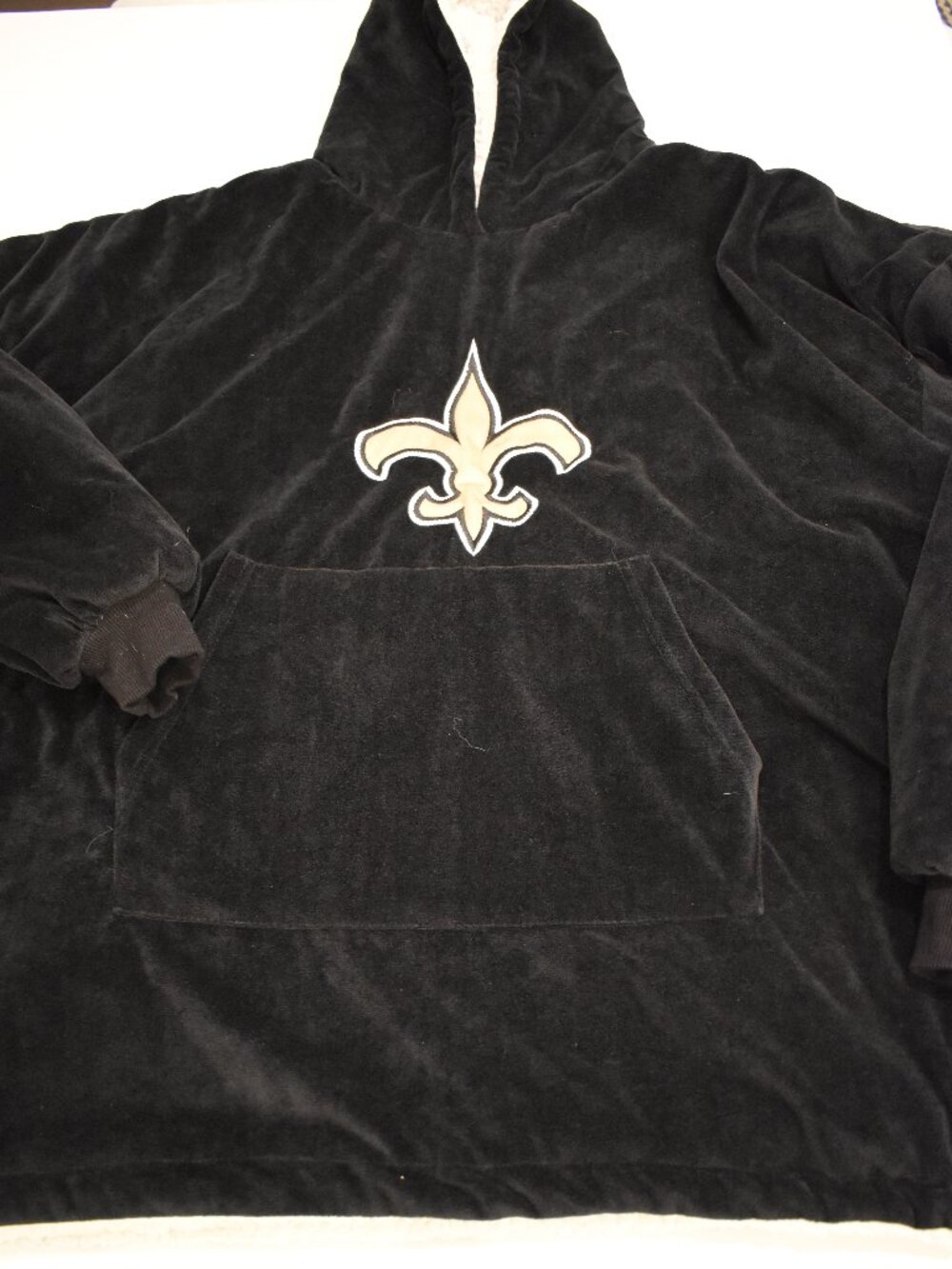 New Orleans Saints NFL Team Apparel Sherpa Lined Oversized Hooded Poncho Blanket